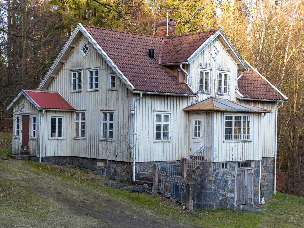 boningshus på gården