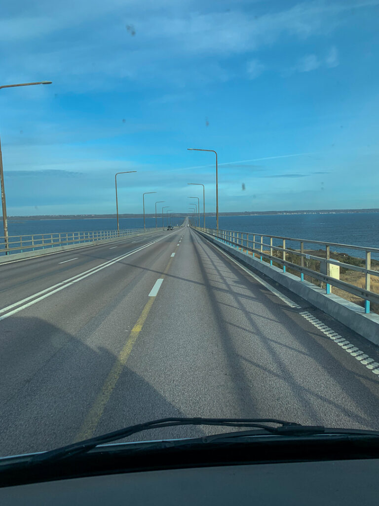 Kör på Ölandsbron.